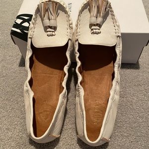 Nine West Leather White Flats with Tassel